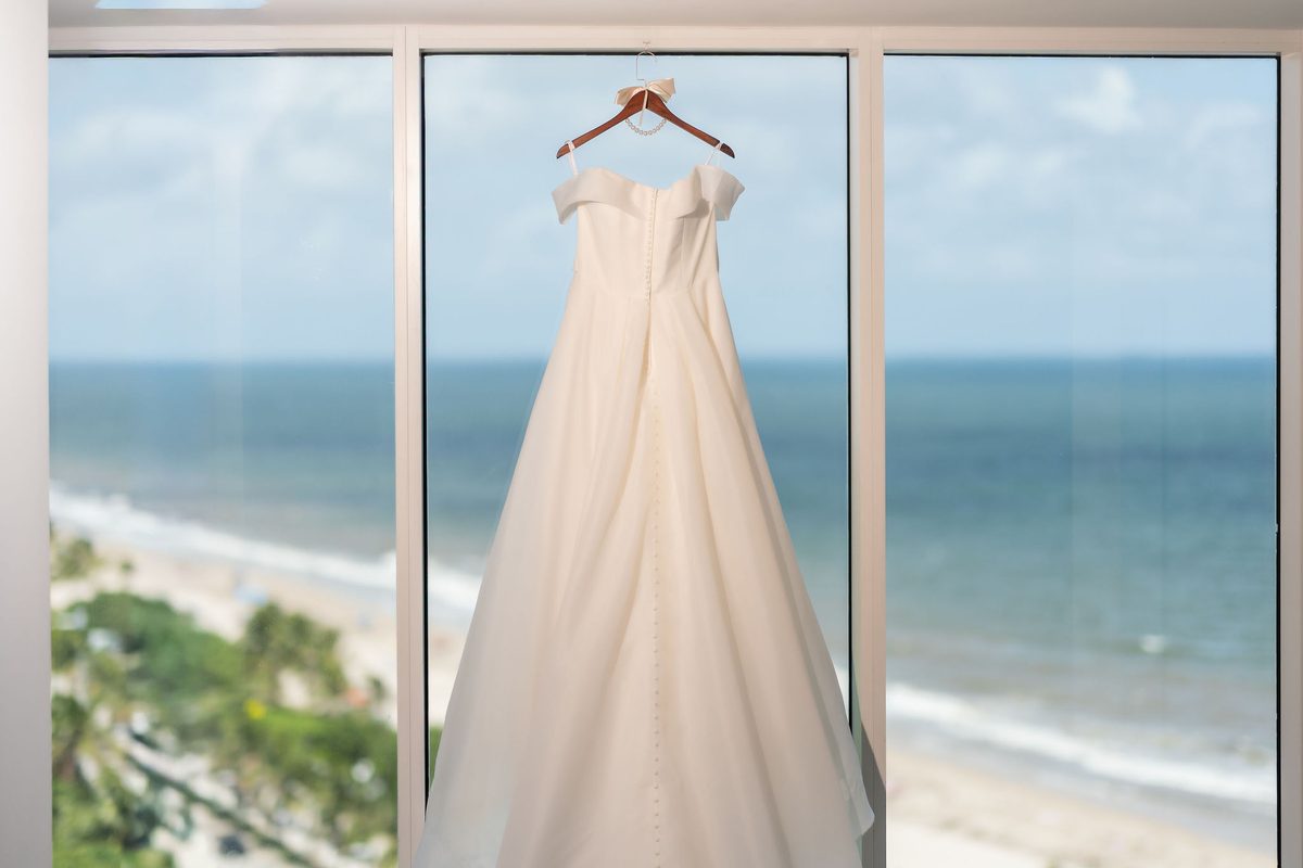 Erica & Tom wedding photo 7 at Sonesta Fort Lauderdale Beach